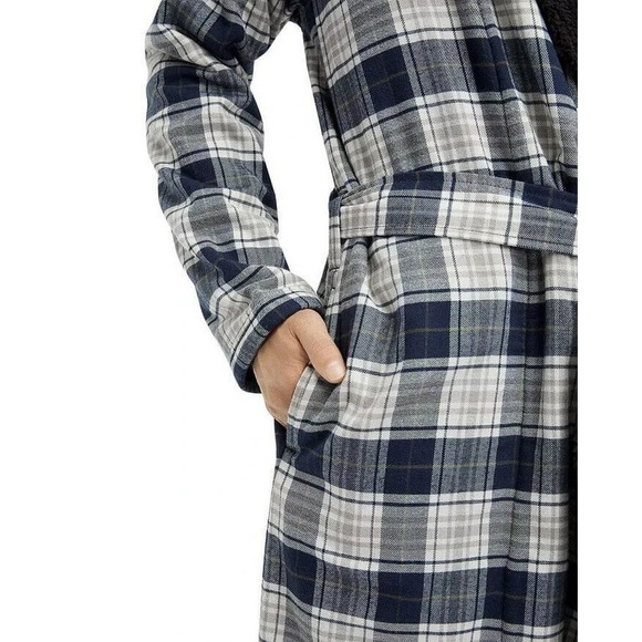 43a. Ugg Men's Kalib Plaid Robe Blue Size Medium/Large MSRP $165 - Picture 4 of 4